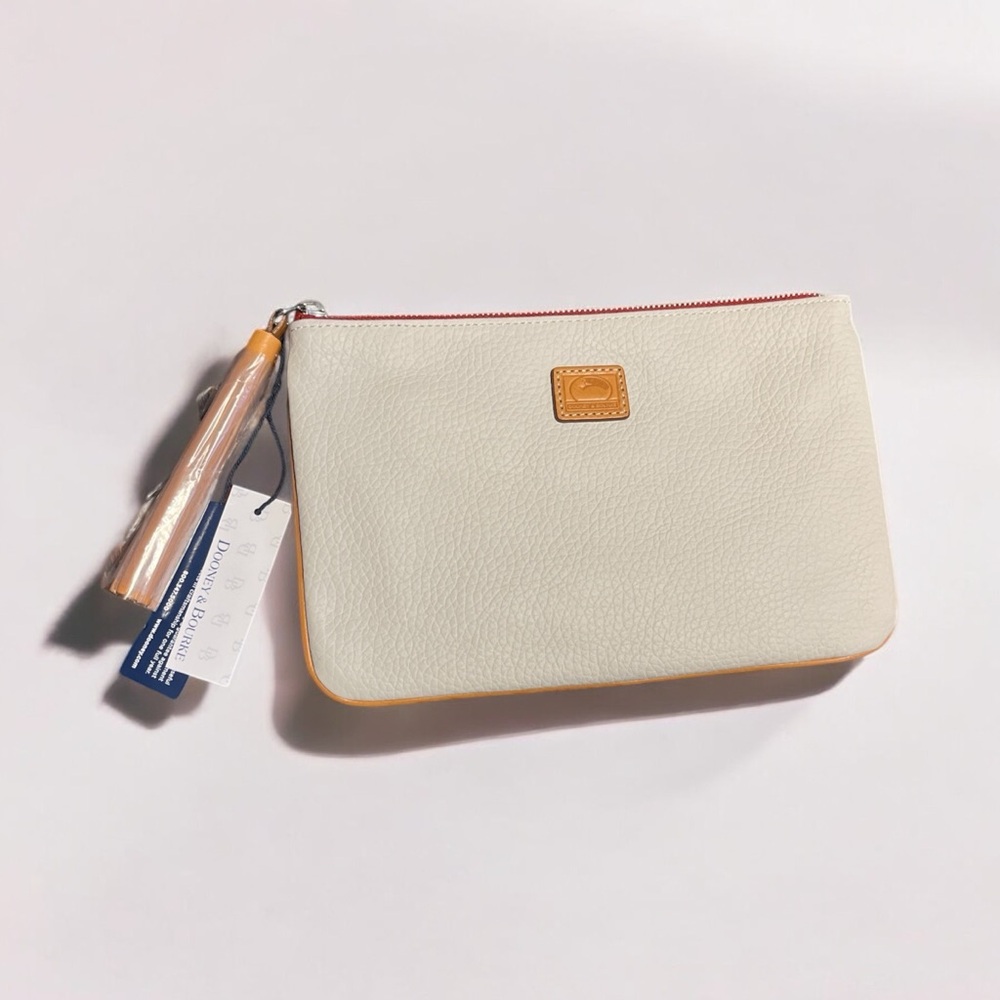 DOONEY & BOURKE Vintage White Leather Pebbled Clutch Wristlet NWT